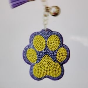 DIVAS LiMiTED Purple and Yellow Paw Key Holder